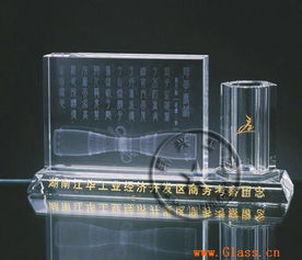 廣州水晶紀(jì)念品廠(chǎng) 專(zhuān)業(yè)定制辦公用品內(nèi)雕紀(jì)念品與化妝品水晶禮品